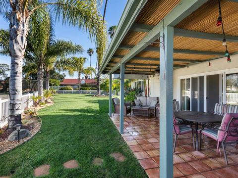 1110 La Mirada Ave, Escondido, CA 92026 photo 14