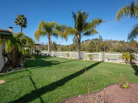 1110 La Mirada Ave, Escondido, CA 92026 photo 16