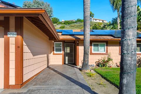 3786 Cameo Dr, Oceanside, CA 92056 photo 2