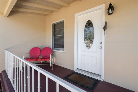613 S Maple St, Escondido, CA 92025 photo 4