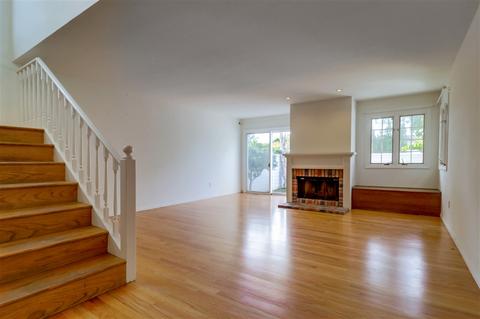 537 B Ave, Coronado, CA 92118 photo 3