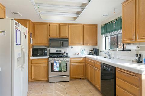 1373 Kenora Pl, Escondido, CA 92027 photo 12