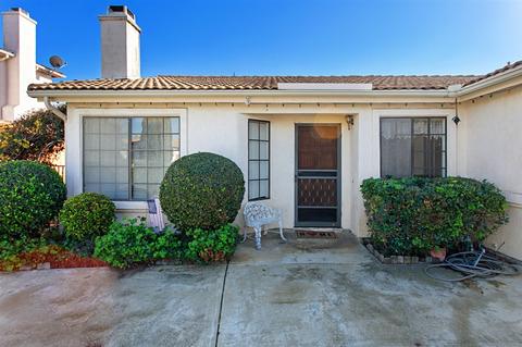 1373 Kenora Pl, Escondido, CA 92027 photo 3