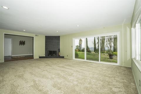 1706 Swallow Dr, El Cajon, CA 92020 photo 3