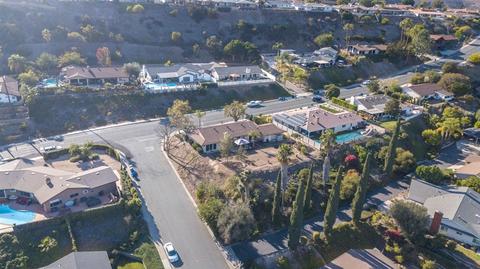 1706 Swallow Dr, El Cajon, CA 92020 photo 24