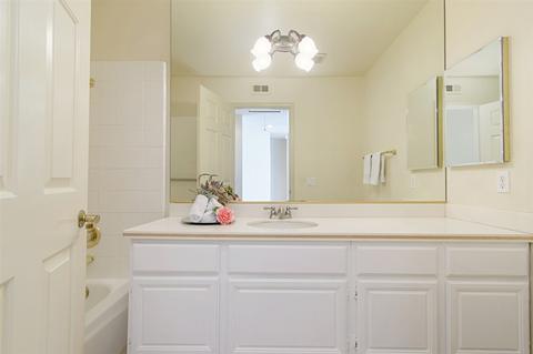 4639 Cordoba Way, Oceanside, CA 92056 photo 16