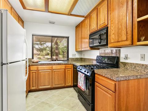 2111 David Dr, Escondido, CA 92026 photo 9
