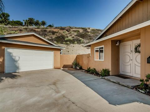 13908 Sam O Reno Rd, Poway, CA 92064 photo 2