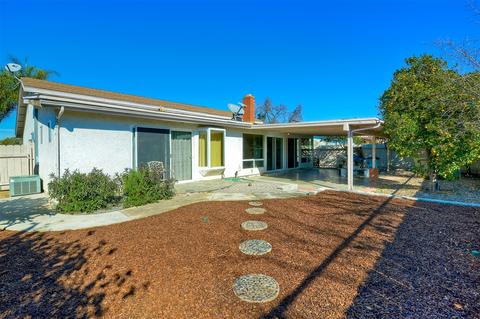 1131 N Sander Ct, Escondido, CA 92026 photo 9