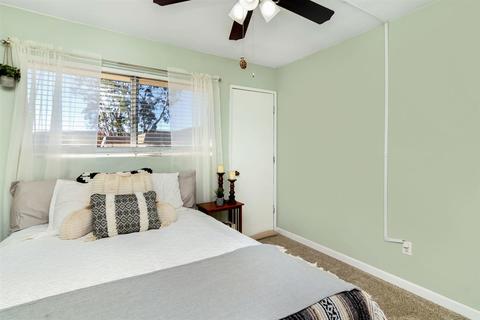 10019 Santana Ranch Ln, Santee, CA 92071 photo 16