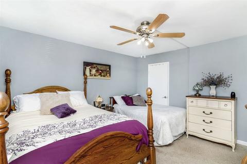 10019 Santana Ranch Ln, Santee, CA 92071 photo 12