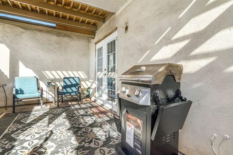 10019 Santana Ranch Ln, Santee, CA 92071 photo 21