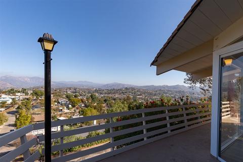 11550 Green Ln, Lakeside, CA 92040 photo 6