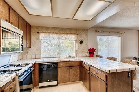 1958 Firestone Dr, Escondido, CA 92026 photo 9