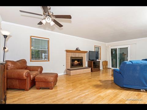 1016 Torole Cl, Vista, CA 92084 photo 13