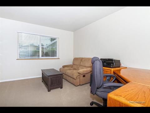 1016 Torole Cl, Vista, CA 92084 photo 8