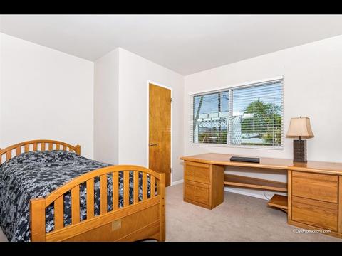 1016 Torole Cl, Vista, CA 92084 photo 11