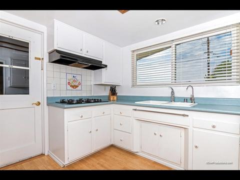 1016 Torole Cl, Vista, CA 92084 photo 14
