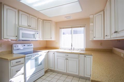 4203 Moonlight Ln, Oceanside, CA 92056 photo 5