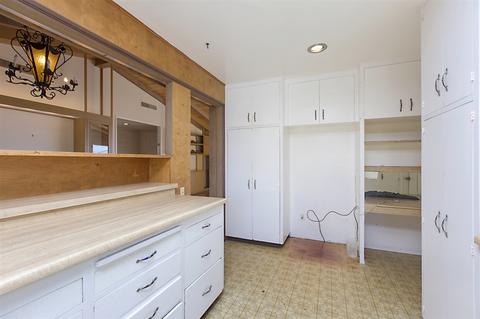 1006 Newkirk Dr, La Jolla, CA 92037 photo 9
