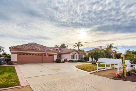 5829 Ranch View Rd, Oceanside, CA 92057 photo 2