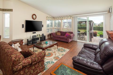 5829 Ranch View Rd, Oceanside, CA 92057 photo 4