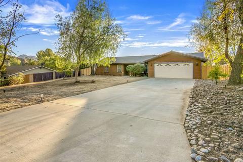 16346 Arena Dr, Ramona, CA 92065 photo 2