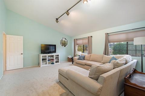 12750 Triumph Dr, Poway, CA 92064 photo 17