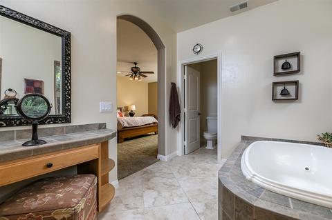 9148 Pinzolo Pt, Lakeside, CA 92040 photo 20