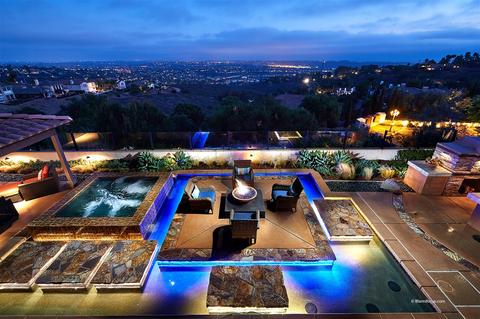 6925 Corte Langosta, Carlsbad, CA 92009 photo 1