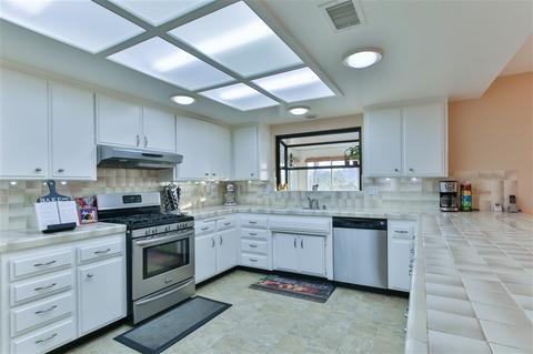3455 Royal Rd, Vista, CA 92084 photo 4