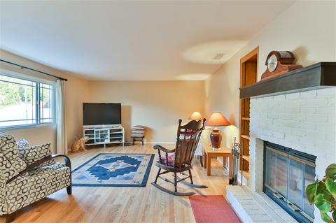 3455 Royal Rd, Vista, CA 92084 photo 2