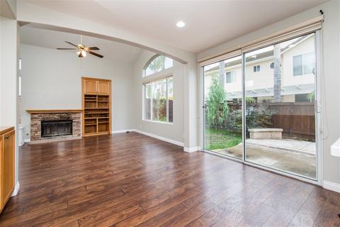 7738 Corte Marin, Carlsbad, CA 92009 photo 6