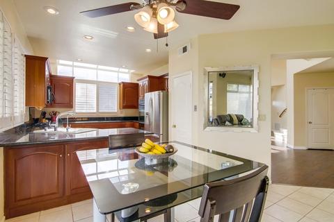 2491 Golfcrest Loop, Chula Vista, CA 91915 photo 9