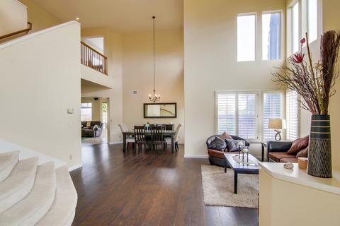 2491 Golfcrest Loop, Chula Vista, CA 91915 photo 2