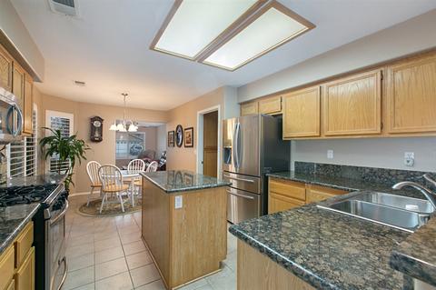 3945 Cadena Dr, Oceanside, CA 92058 photo 10
