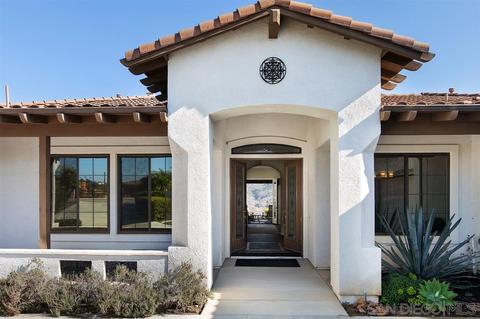 3862 Flowerwood Ln, Fallbrook, CA 92028 photo 1
