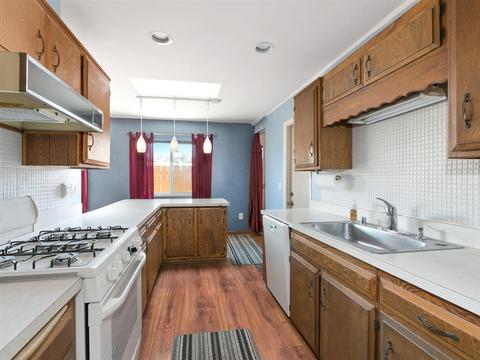 595 Douglas St, Chula Vista, CA 91910 photo 3