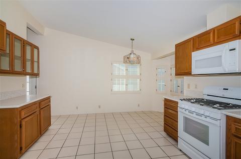 3474 Amber Ln, Oceanside, CA 92056 photo 9
