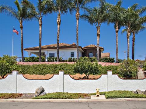 624 Hillcrest Ln, Fallbrook, CA 92028 photo 4