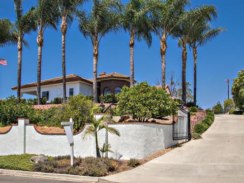 624 Hillcrest Ln, Fallbrook, CA 92028 photo 3