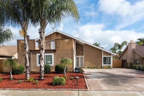 1056 N Ash St, Escondido, CA 92027 photo 2