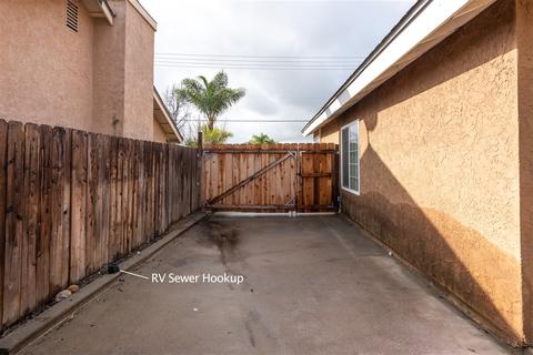 1056 N Ash St, Escondido, CA 92027 photo 21