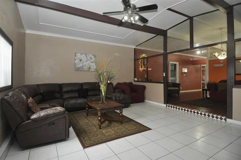 4852 Luna Dr, Oceanside, CA 92057 photo 5