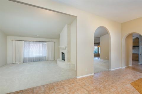 1019 Ridge Heights Dr, Fallbrook, CA 92028 photo 4