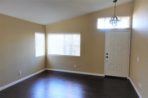 4919 Seascape Dr, Oceanside, CA 92057 photo 5