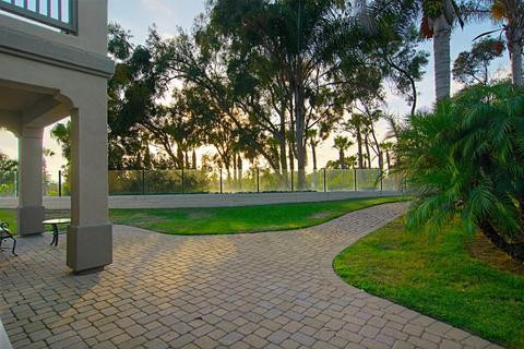 7403 Neptune Dr, Carlsbad, CA 92011 photo 20