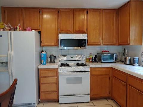 868 Rosa Ct, Escondido, CA 92027 photo 4