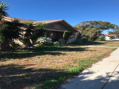405 S Tremont St, Oceanside, CA 92054 photo 2
