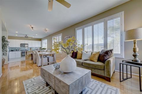 1469 Sapphire Dr, Carlsbad, CA 92011 photo 1